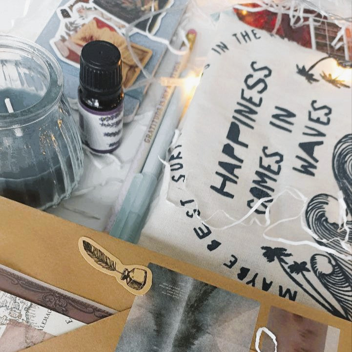 Bookish Bundle | Blind Book Inside!